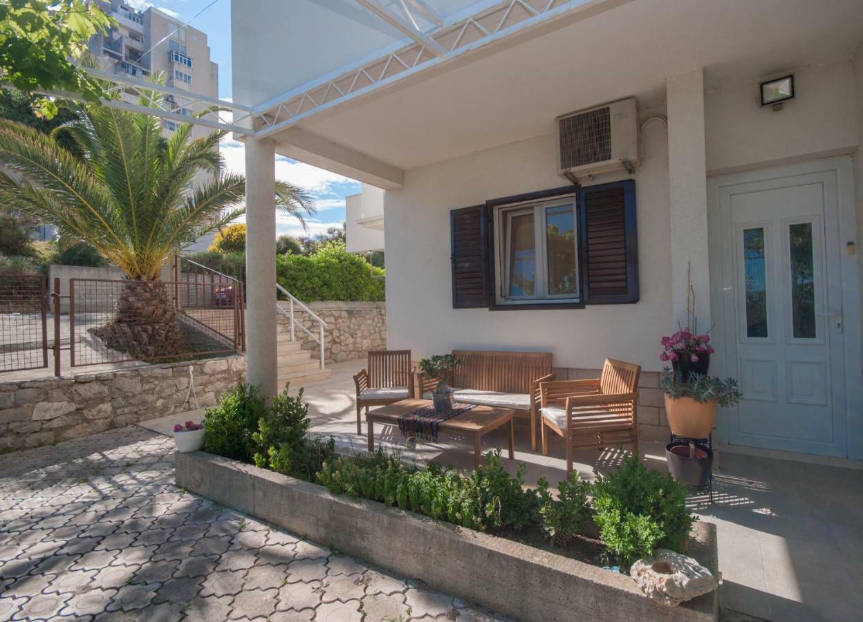 Raquil Apartmán *